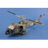 Maquette d'hélicoptère en plastique UH-1 Huey B/C1/18