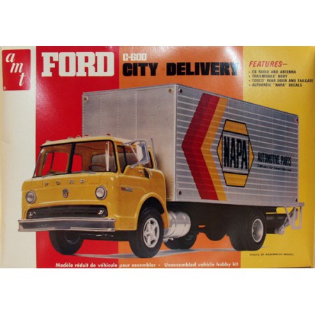 Maquette de camion en plastique Ford City C-600 1/25 Maquette de camion en plastique Ford City C-600 1/25
