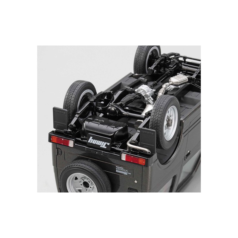 Maquette de voiture en plastique SUZUKI JIMMY 1/24 Maquette de voiture en plastique SUZUKI JIMMY 1/24