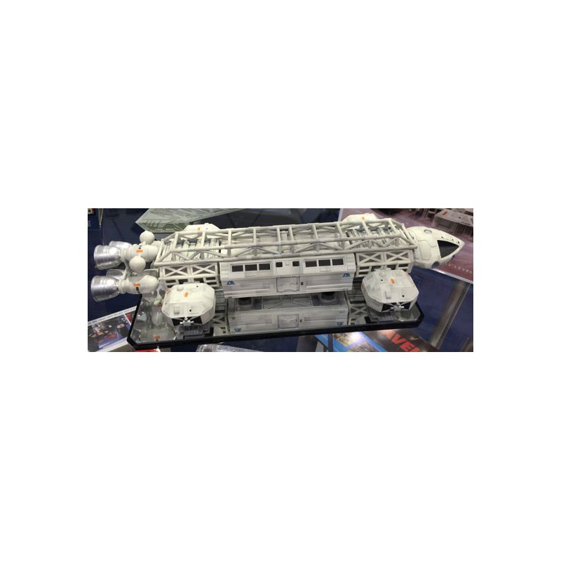 Maquette plastique de série TV Eagle 1 Cosmos 1999 1/72