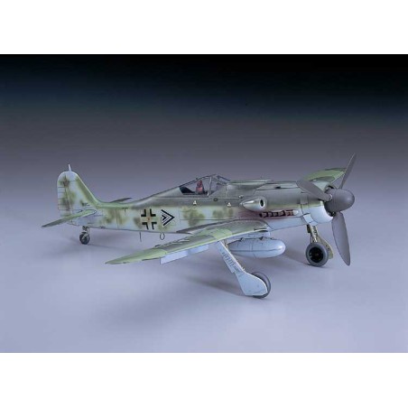 Maquette d'avion en plastique FOCKE WULFE 190D-9 (ST19) 1/32 Maquette d'avion en plastique FOCKE WULFE 190D-9 (ST19) 1/32