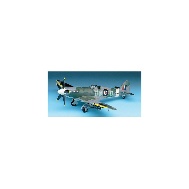 Maquette d'avion en plastique Spitfire MK XIV C 1/72